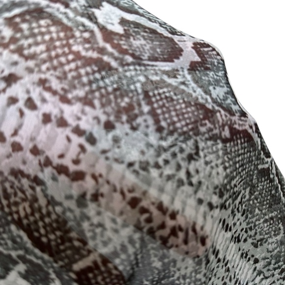 Show Me Your Mumu Women Sheer Snakeskin V Neck Maxi dress Sz Med Gray Sleeveless - Picture 7 of 9